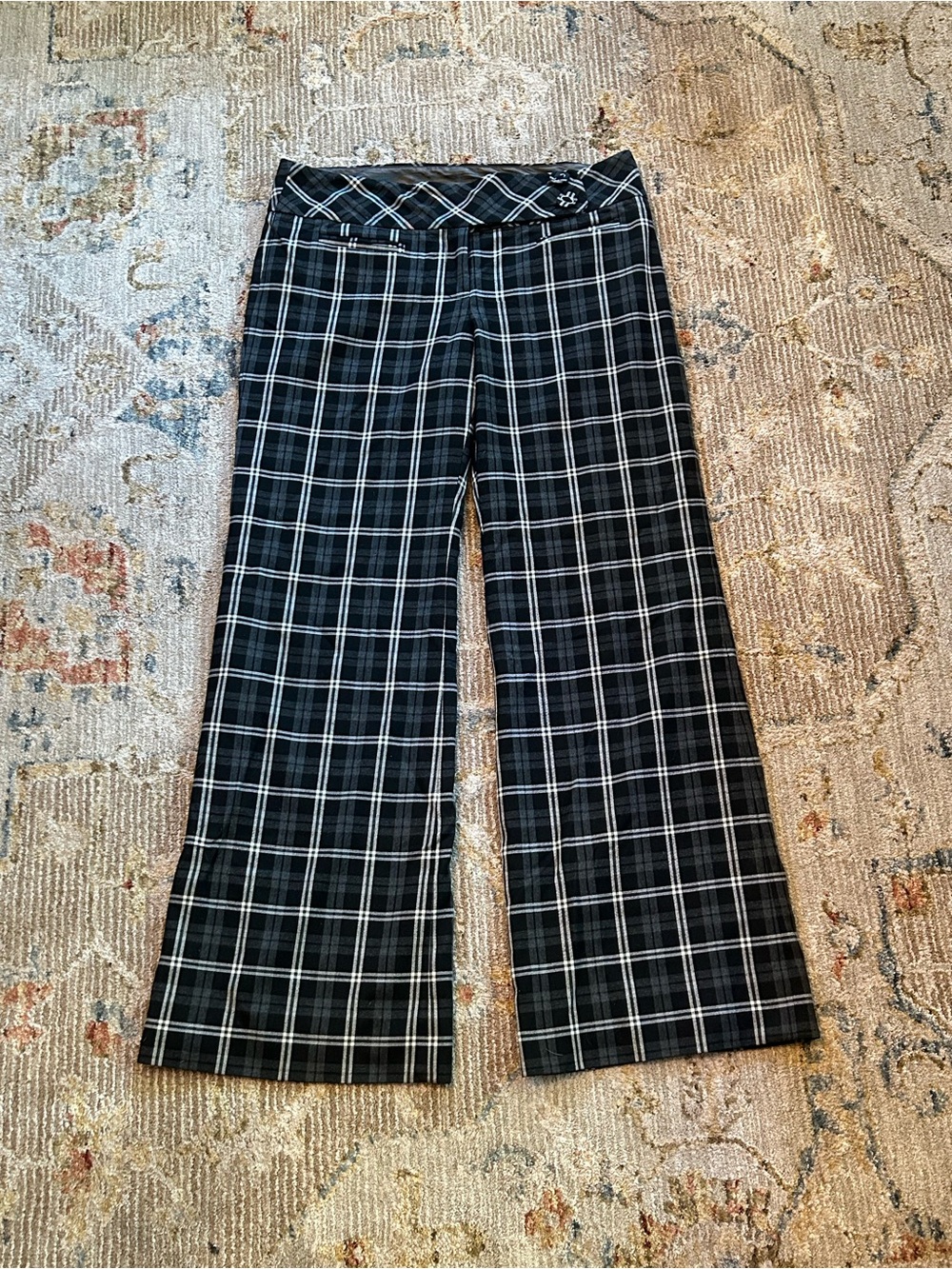 Wide-Leg Plaid Pants in Black - Women’s Tailored Fit